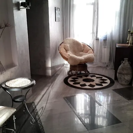24dom Teplichnaya 1 Apartment Minsk